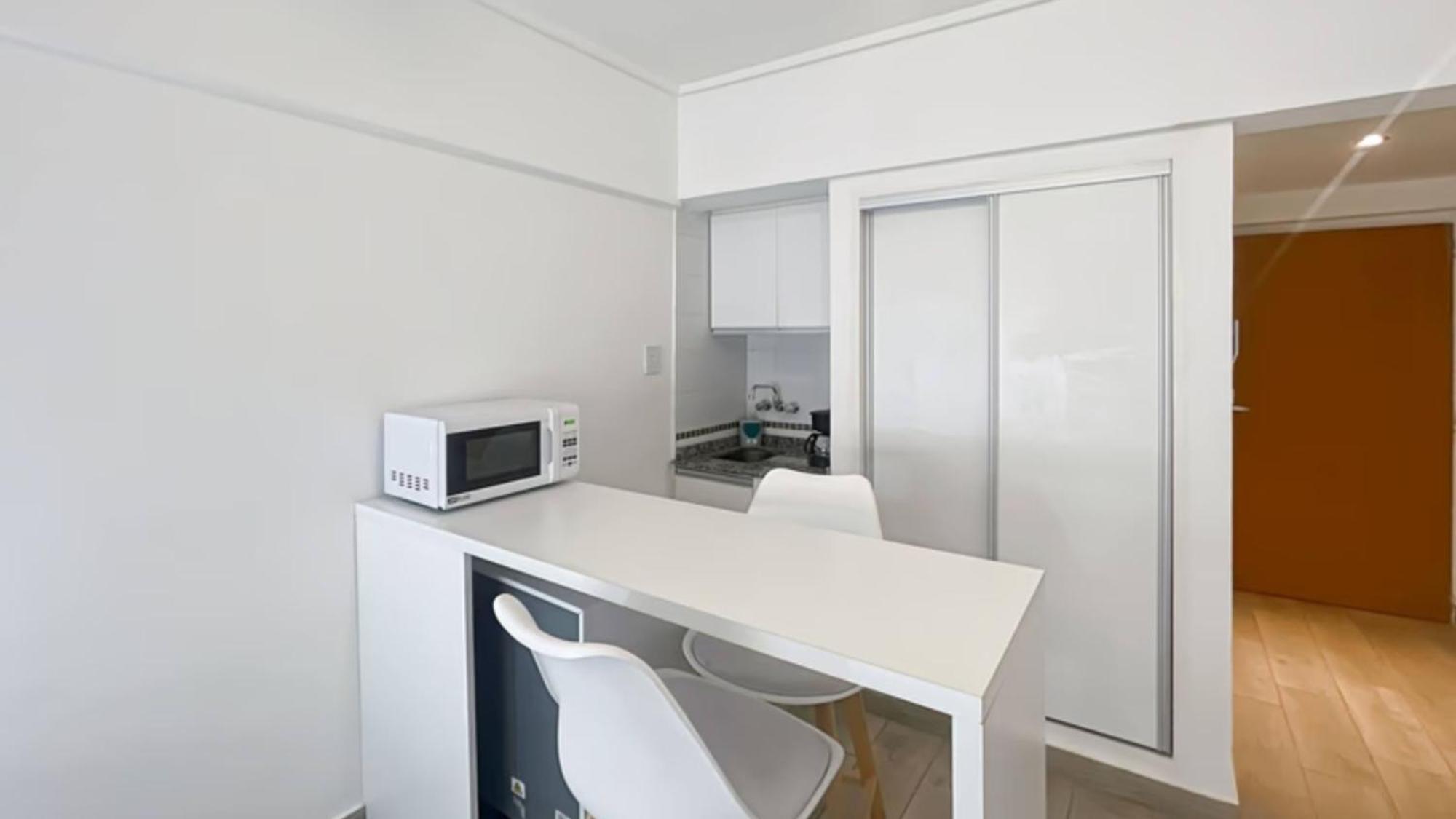 Apartment Modern With Amenities In The Heart Of The -u8