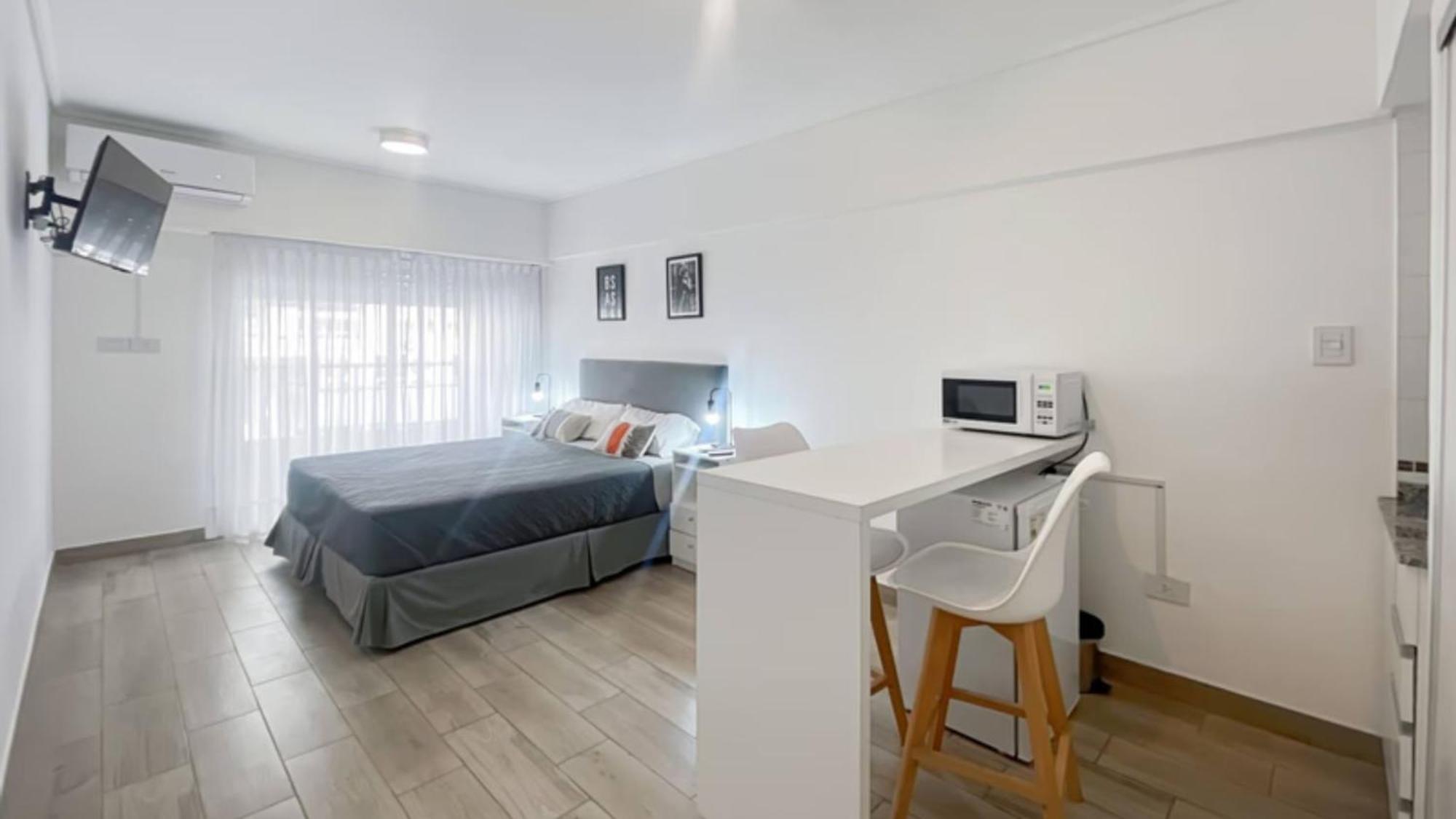 Modern With Amenities In The Heart Of The -u8 Buenos Aires