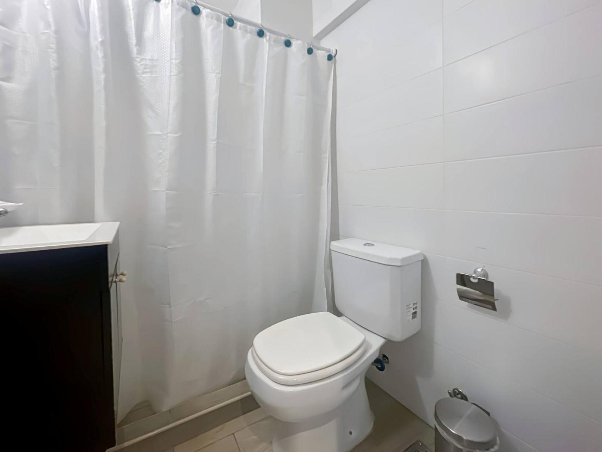 Modern With Amenities In The Heart Of The -u8 Buenos Aires